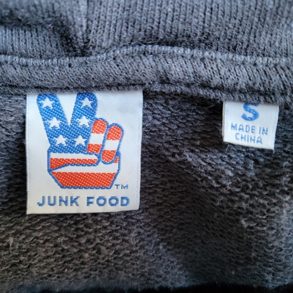 Junk Food x Hasbro Monopoly Hoodie Unisex size Small - Picture 6 of 6